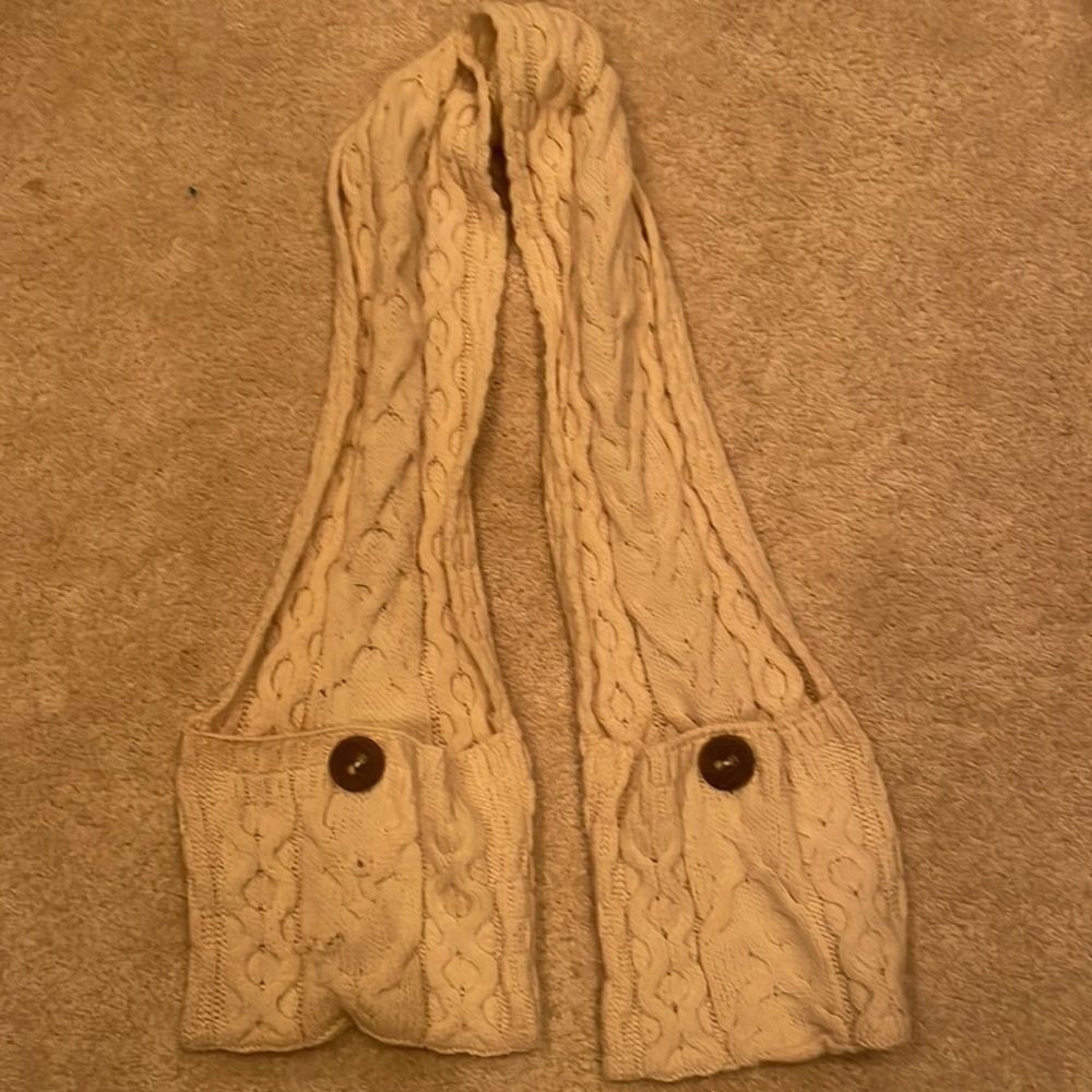 Cream Woven Irish Scarf